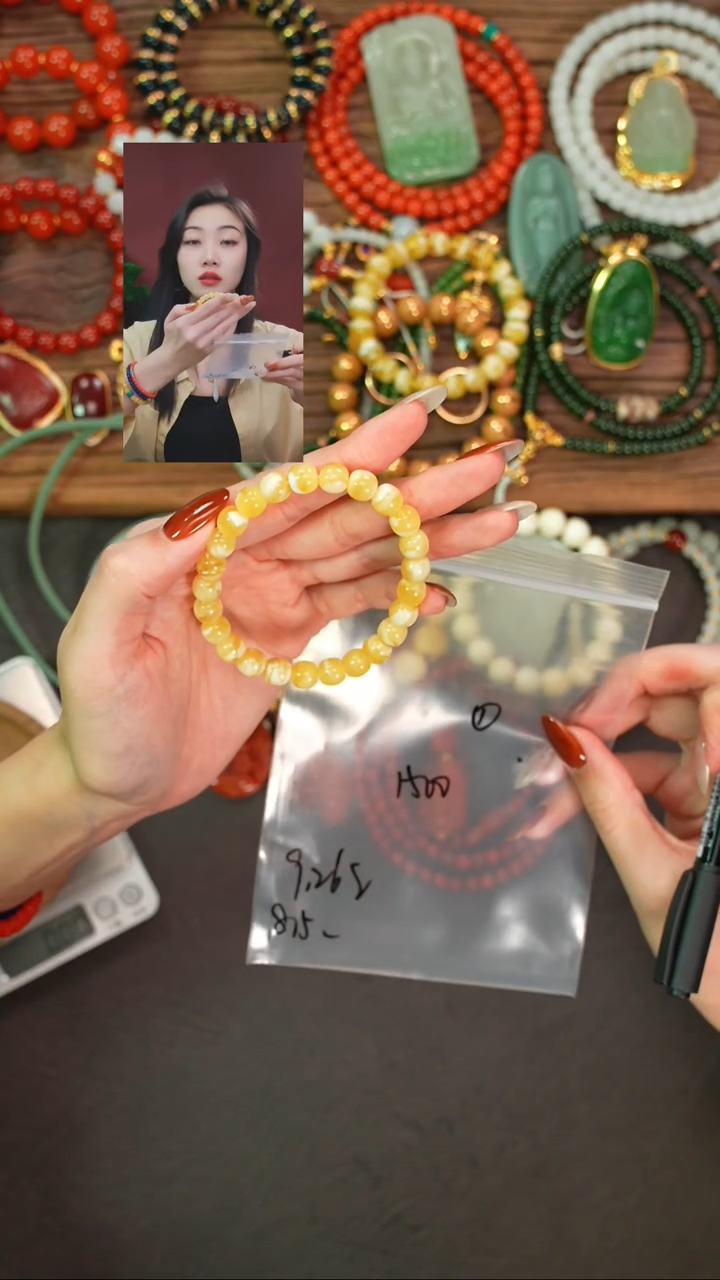 手串蜜蜡未镶嵌?****?一念初见品质回血