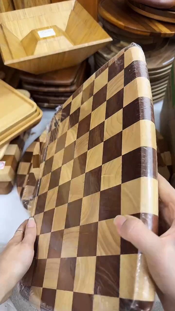 棋盘格菜板不退换