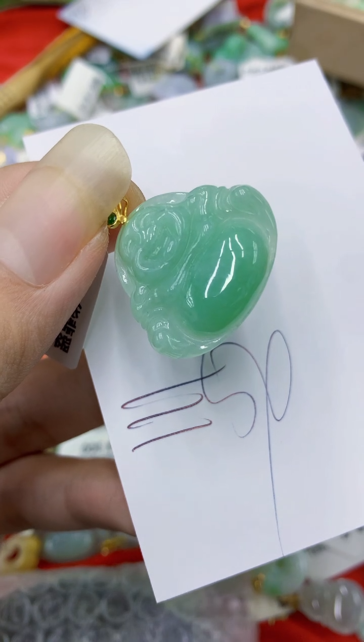 翡翠未镶嵌颈饰1111111111