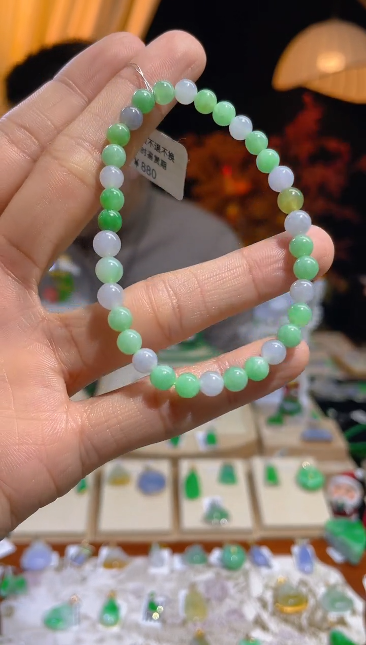 【闪购商品】翡翠颈饰未镶嵌假一赔三
