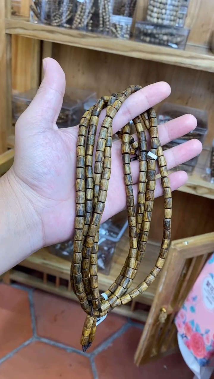 沉香手串海南红金猊随型长串多样性发其一