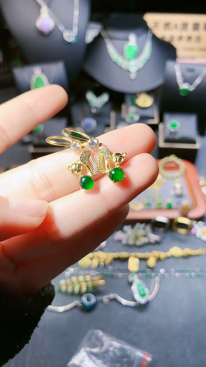 【闪购商品】翡翠耳饰银S925镶嵌耳饰