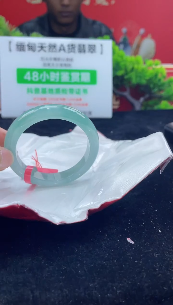 【闪购商品】翡翠手镯未镶嵌2手镯