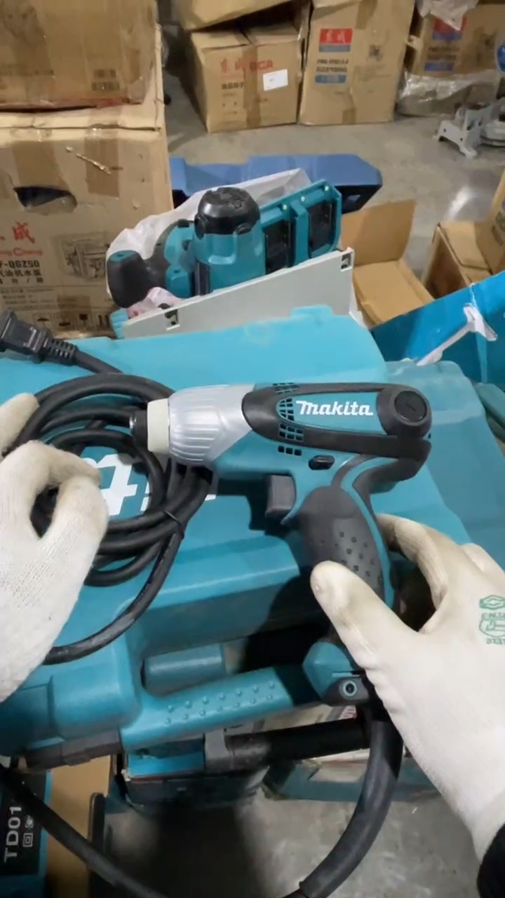 牧田TD0101电动冲击起子机 