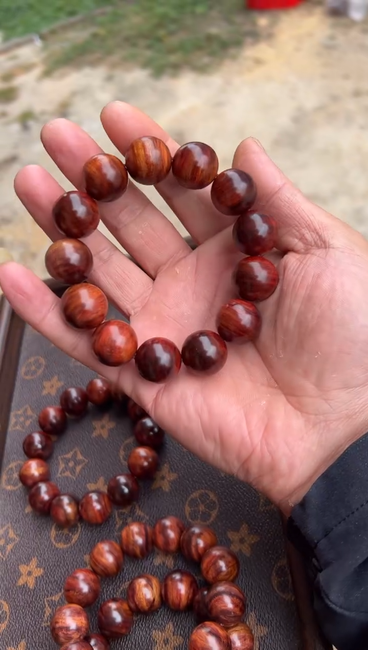 黄花梨/降香黄檀A023紫油梨1.8圆珠手串368多样性发一