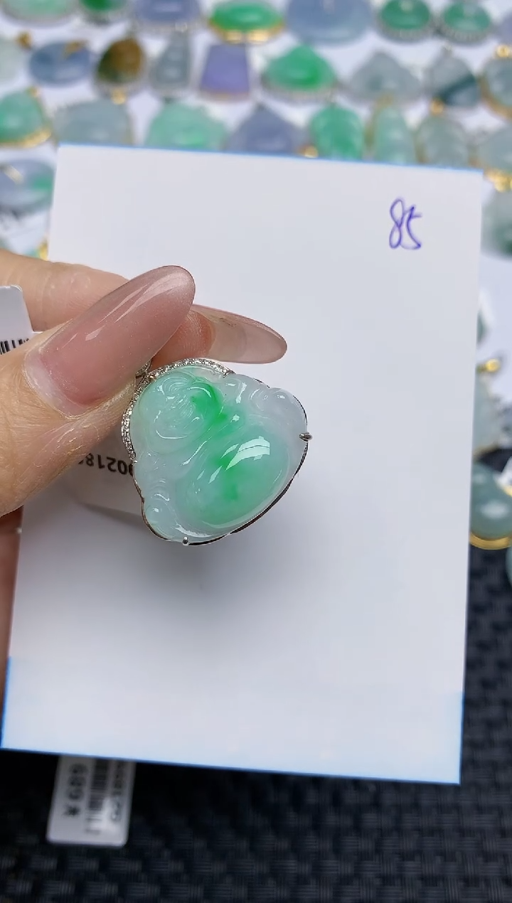 【闪购商品】翡翠颈饰18K金镶嵌天然A货翡翠 85