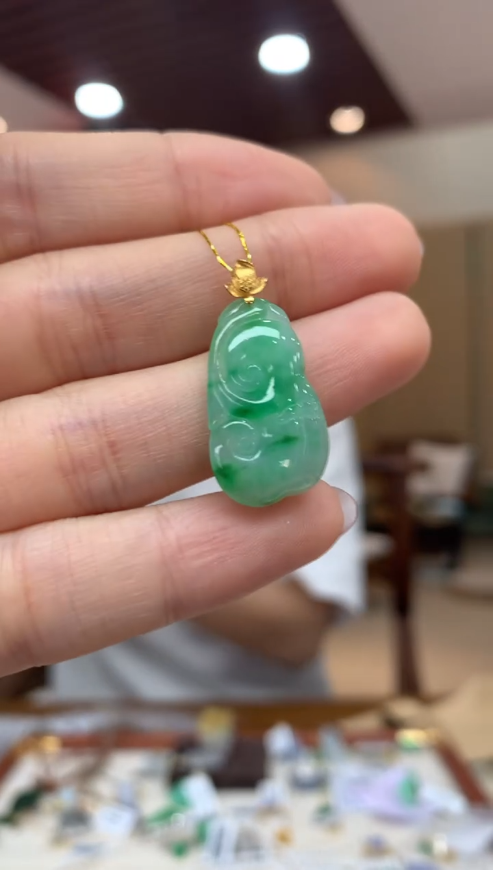 吊坠(不含链)18K金镶嵌翡翠如意