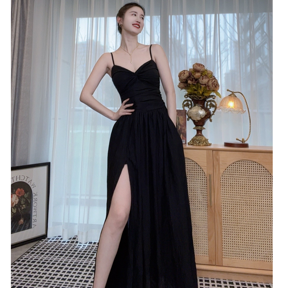 【杨嬷嬷】法式气质显瘦开衩挂脖连衣裙夏季性感黑色女装连衣裙