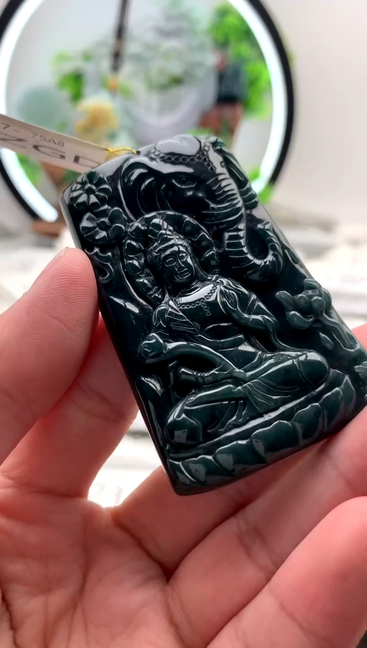【闪购商品】翡翠颈饰未镶嵌普贤