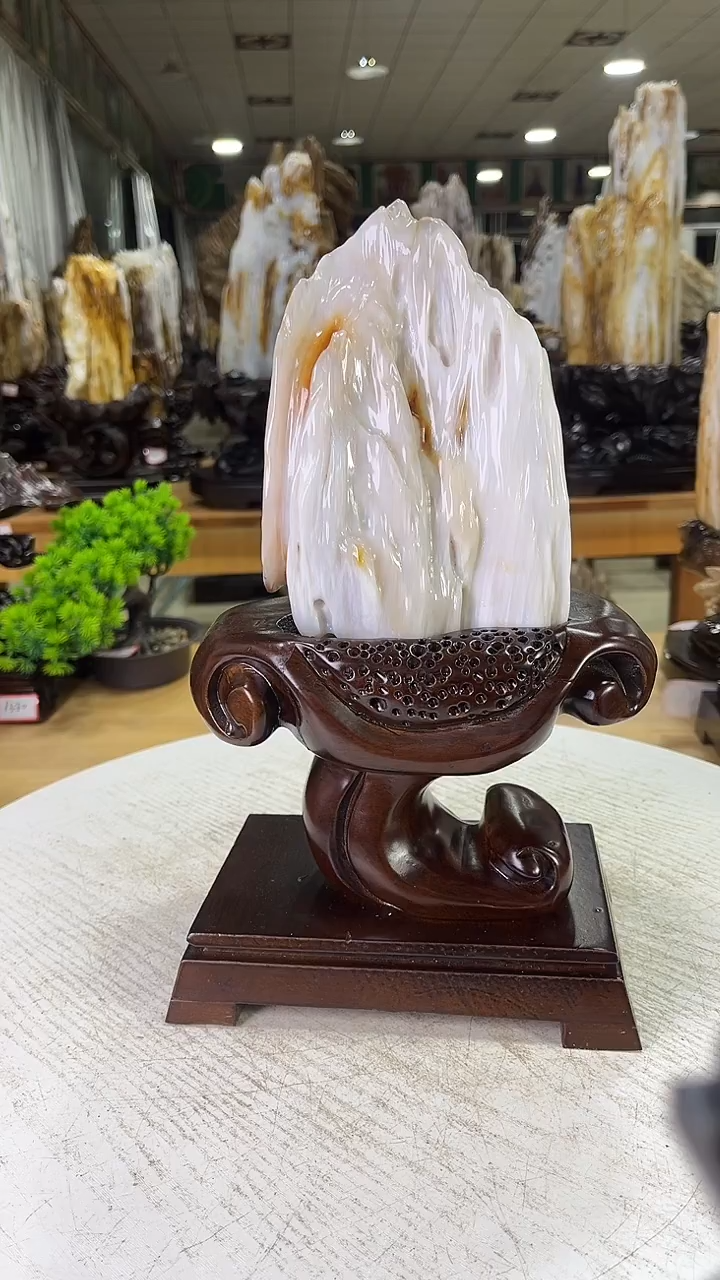 未镶嵌珠宝奇石硅化玉288