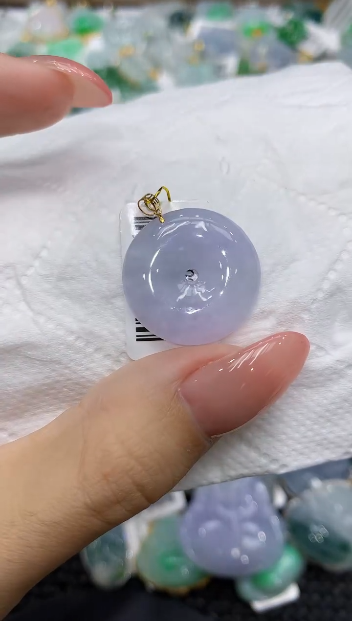 颈饰18K金镶嵌翡翠111111111111