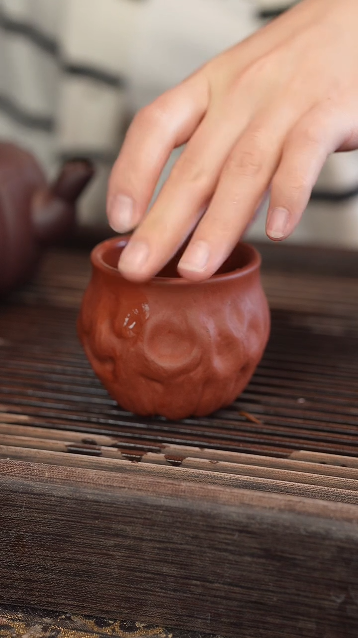 茶壶紫砂全手北红赤铁抱石杯子130cc