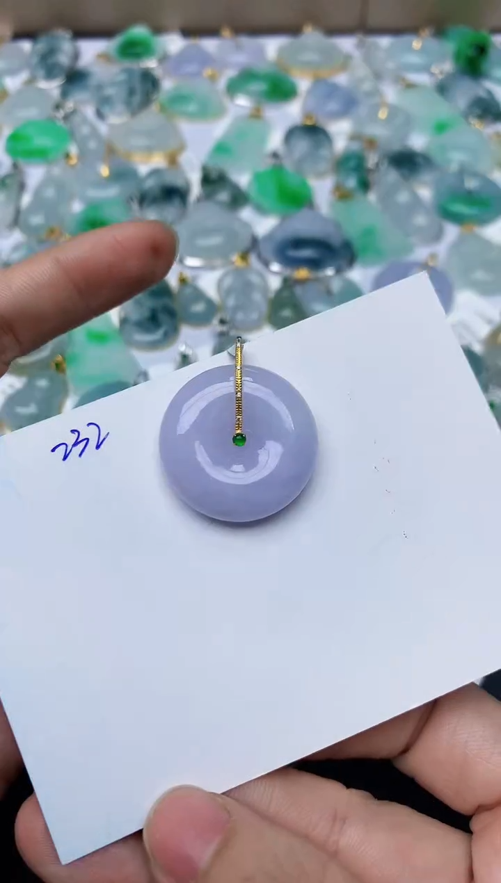 【闪购商品】翡翠颈饰18K金镶嵌天然翡翠A货   
