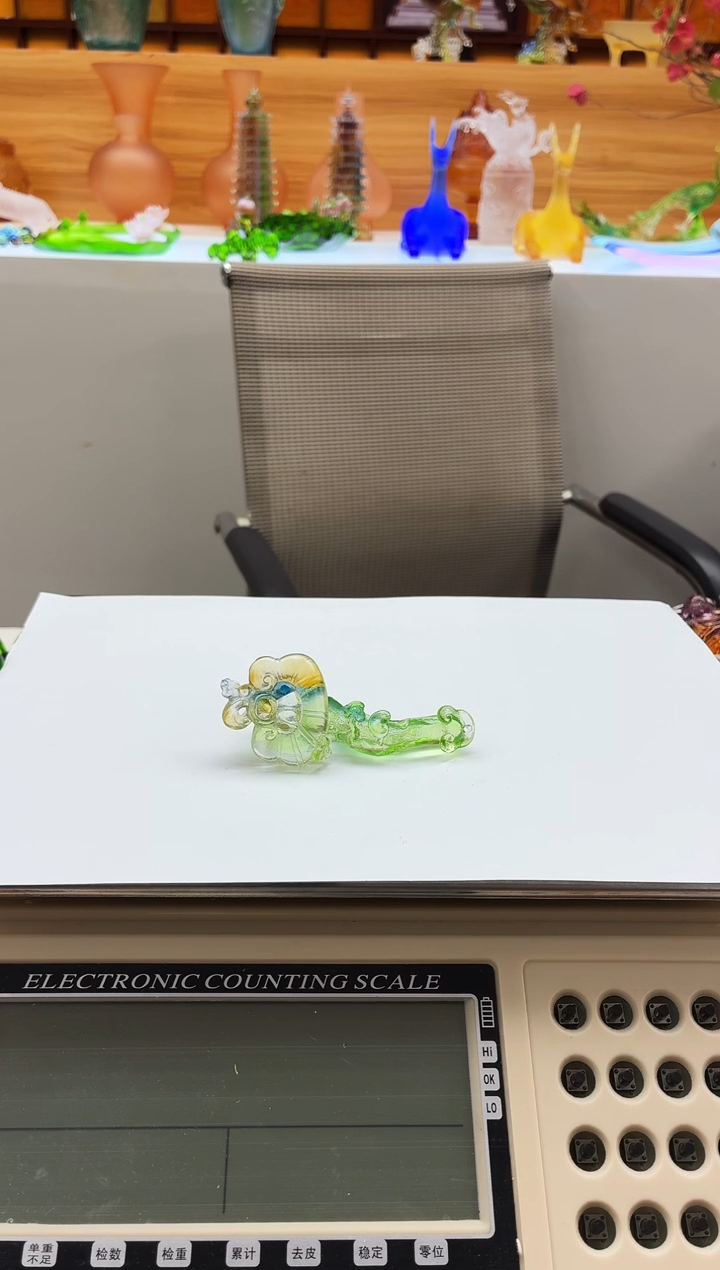 手工艺品琉璃绿色如意车挂