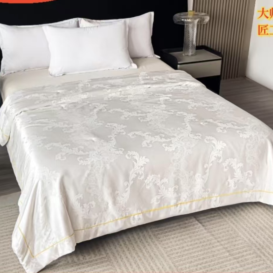 私人定制锻贡提花丝绸黄金蚕蛹丝绵被200*230cm4斤宫廷白