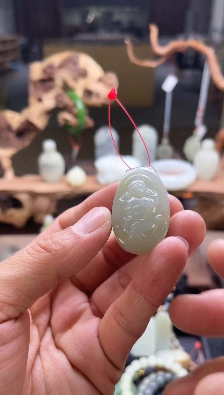 【闪购商品】和田玉吊坠未镶嵌且末迪克兰佛公随形9007440