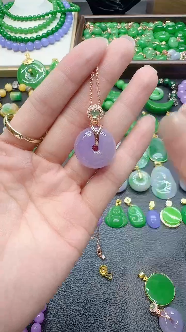 吊坠(赠链)14K金镶嵌翡翠冰紫面包扣