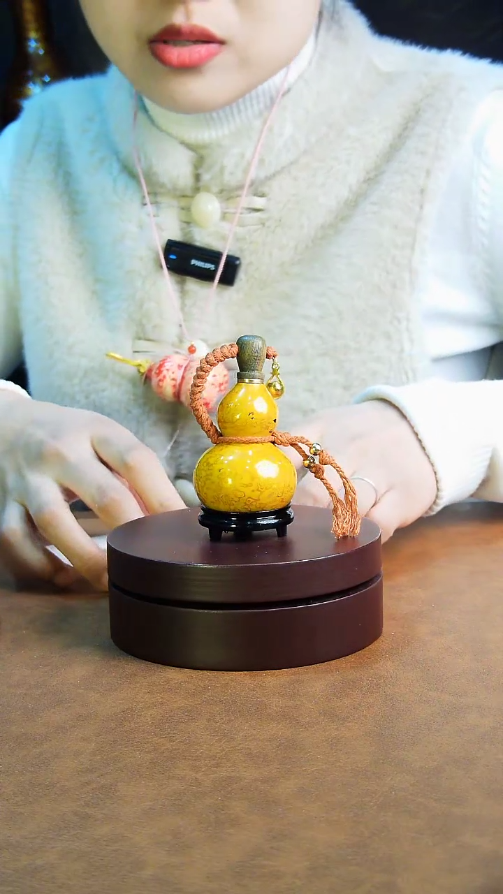 【闪购商品】150直播一物一图大漆酒葫芦送底座送挂绳