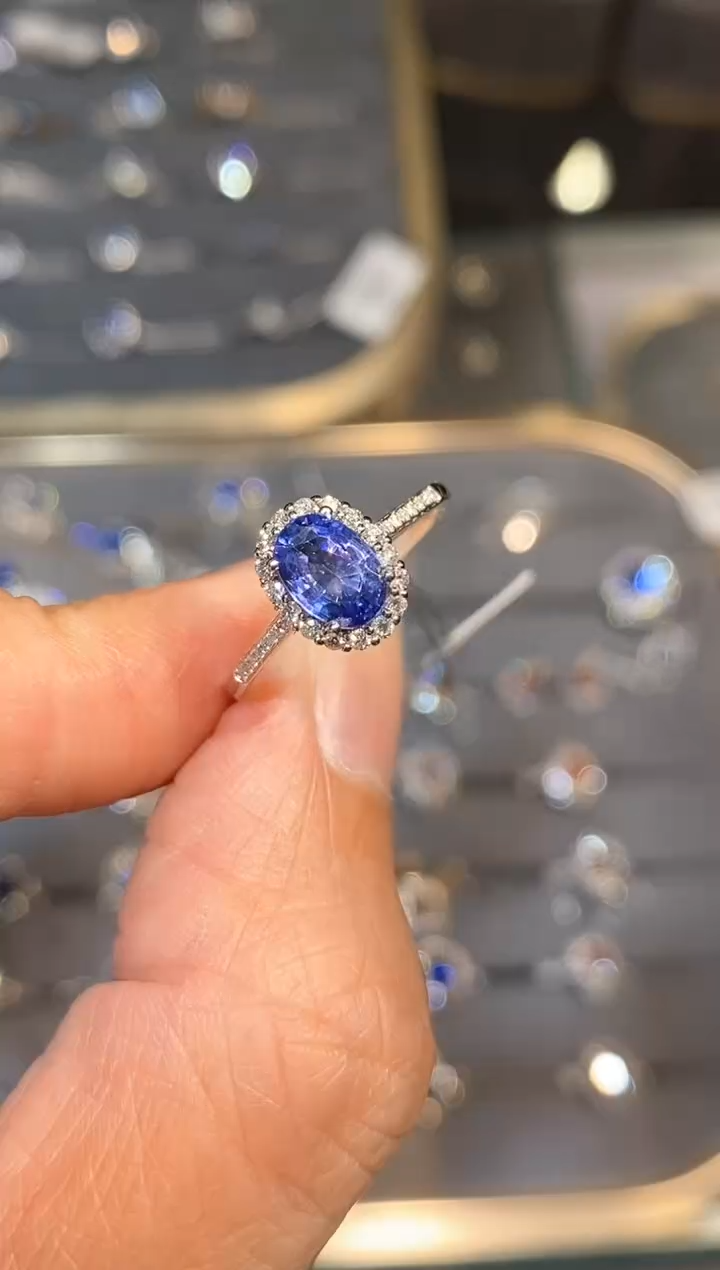 【闪购商品】蓝宝石戒指18K金镶嵌0.96ct/展会同步价