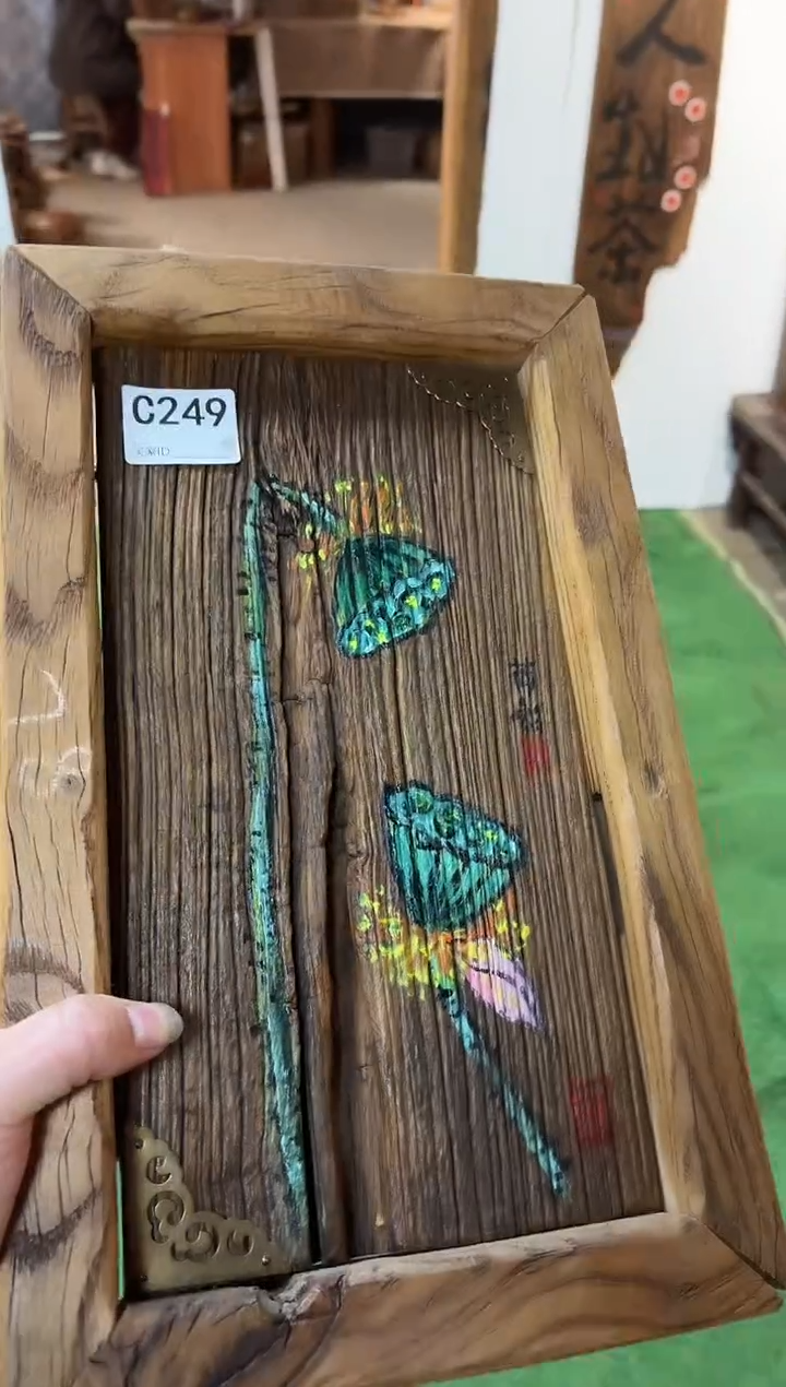 好****6风化老门板丙烯画