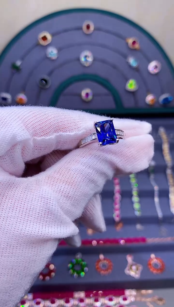 【闪购商品】蓝宝石戒指银S925镶嵌6