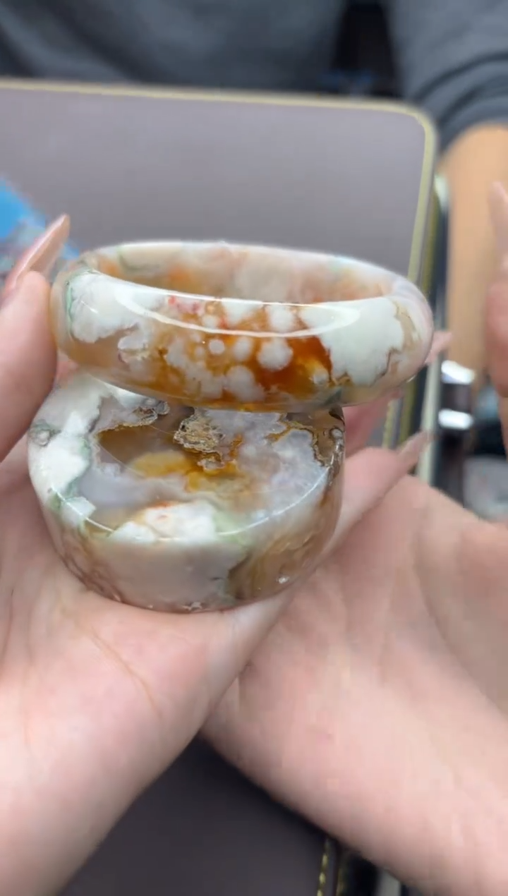 【闪购商品】石英质玉手镯未镶嵌1255（60圈赠送镯心）