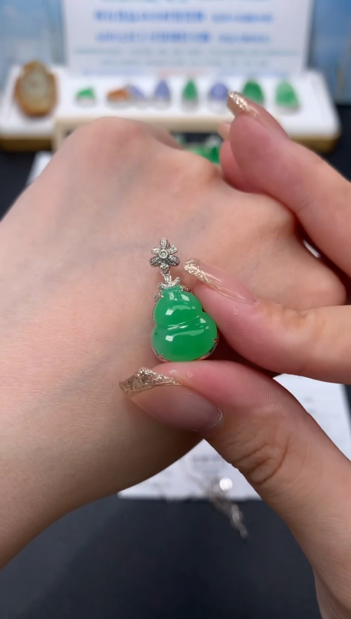 定制翡翠18K金镶嵌模式推广期48小时鉴赏期