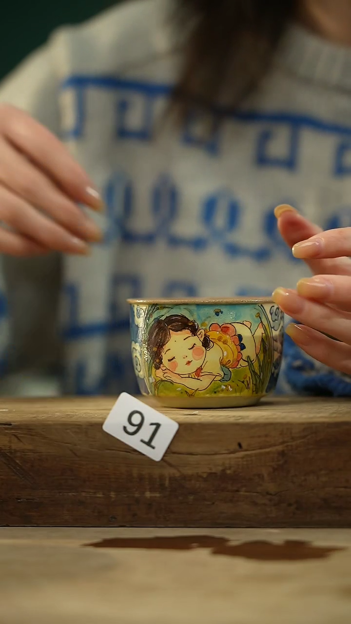 【闪购商品】瓷片设计师手作款 手绘青花主人杯迷糊