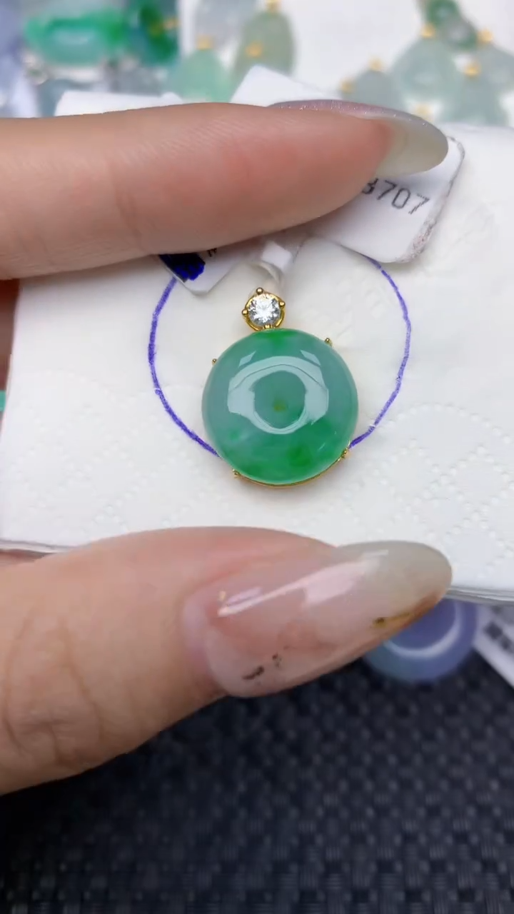 颈饰未镶嵌翡翠天然缅甸翡翠a货百元以上9元证书费自理