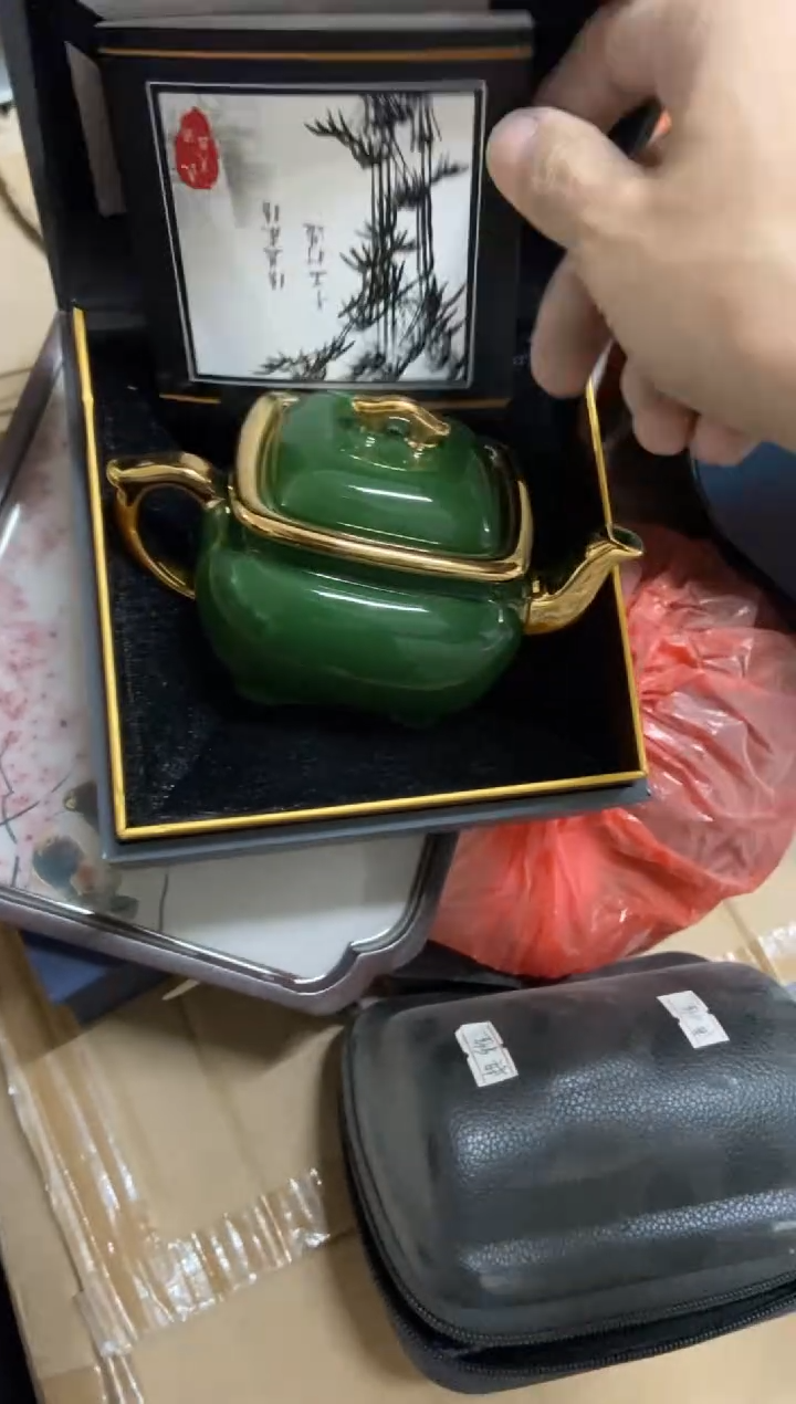 杯无运费险有瑕疵的摄影的产品有使用过的痕迹有点脏介意勿拍