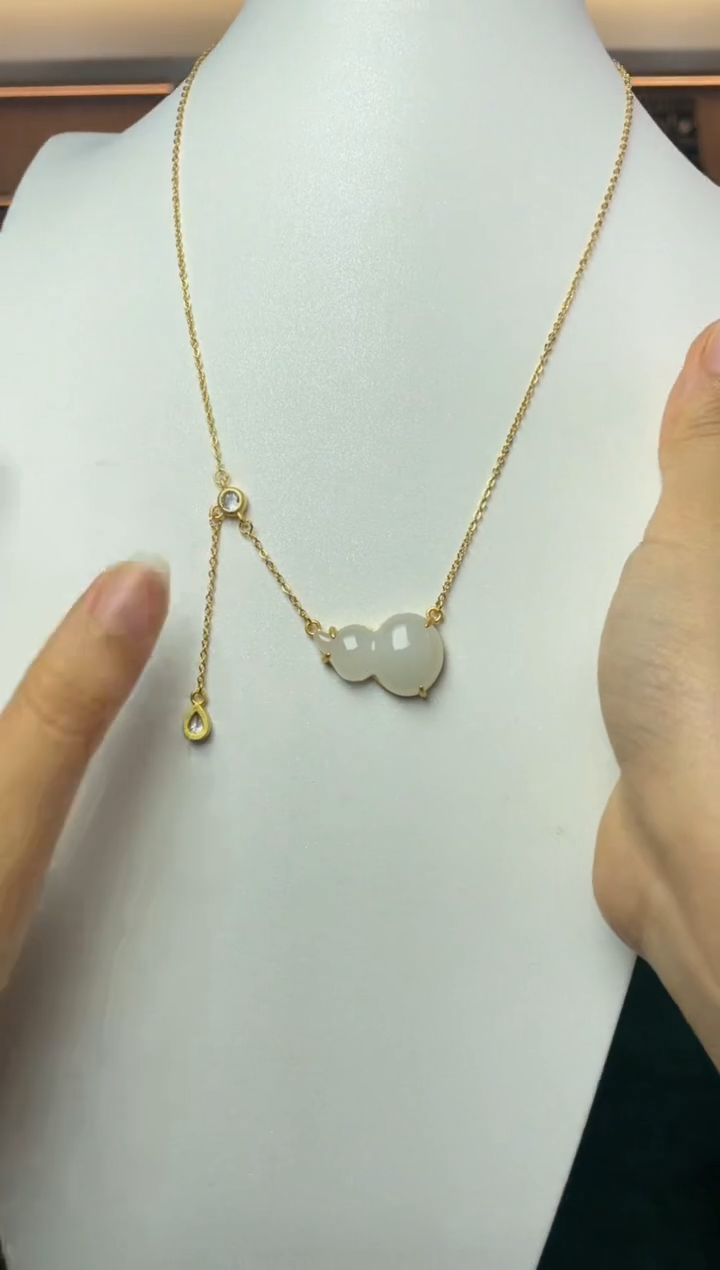 和田玉未镶嵌颈饰多样性发一件