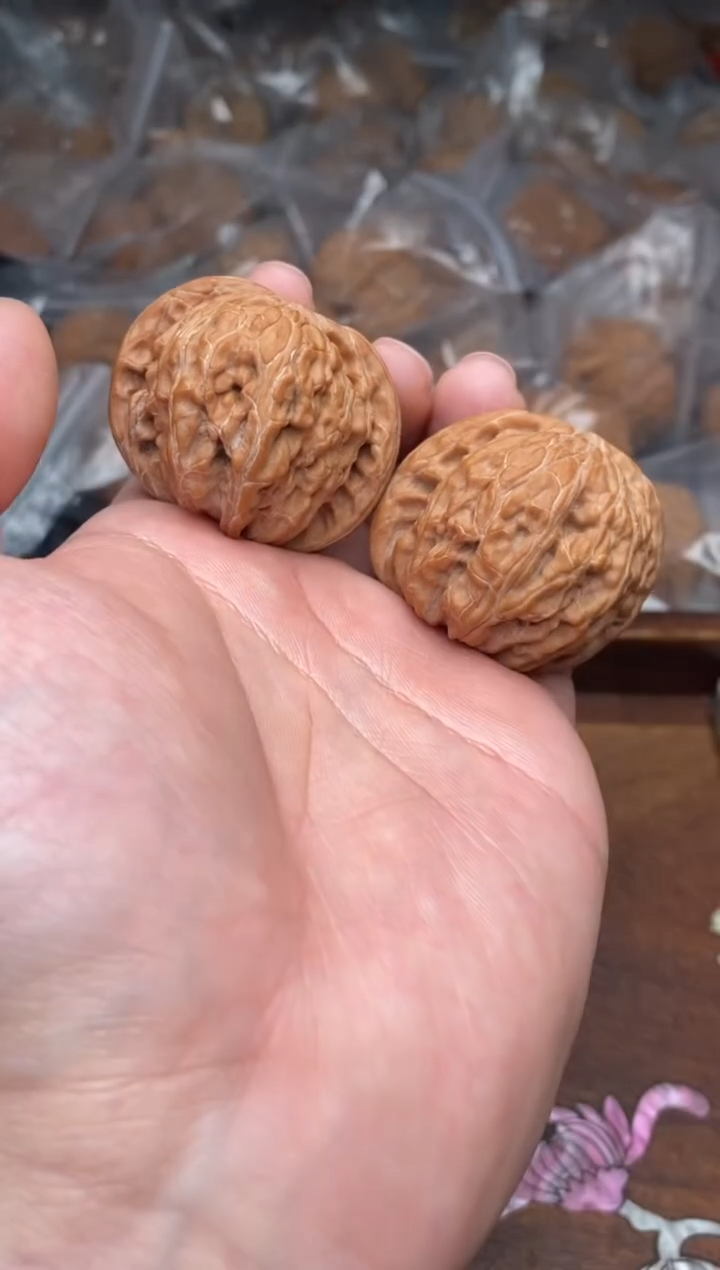 【闪购商品】文玩核桃把件G39号41尺磨盘