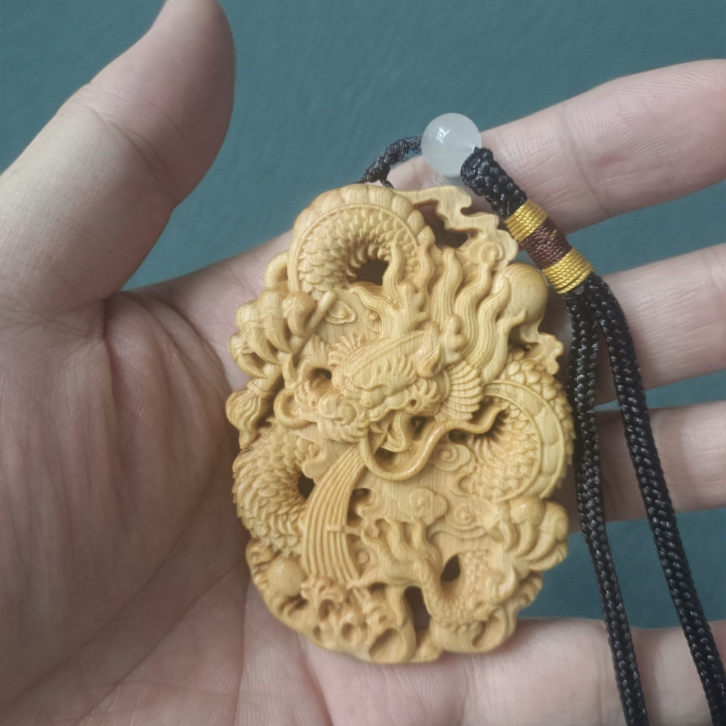 崖柏木雕双面龙牌手把件车挂件小款长度约7cm