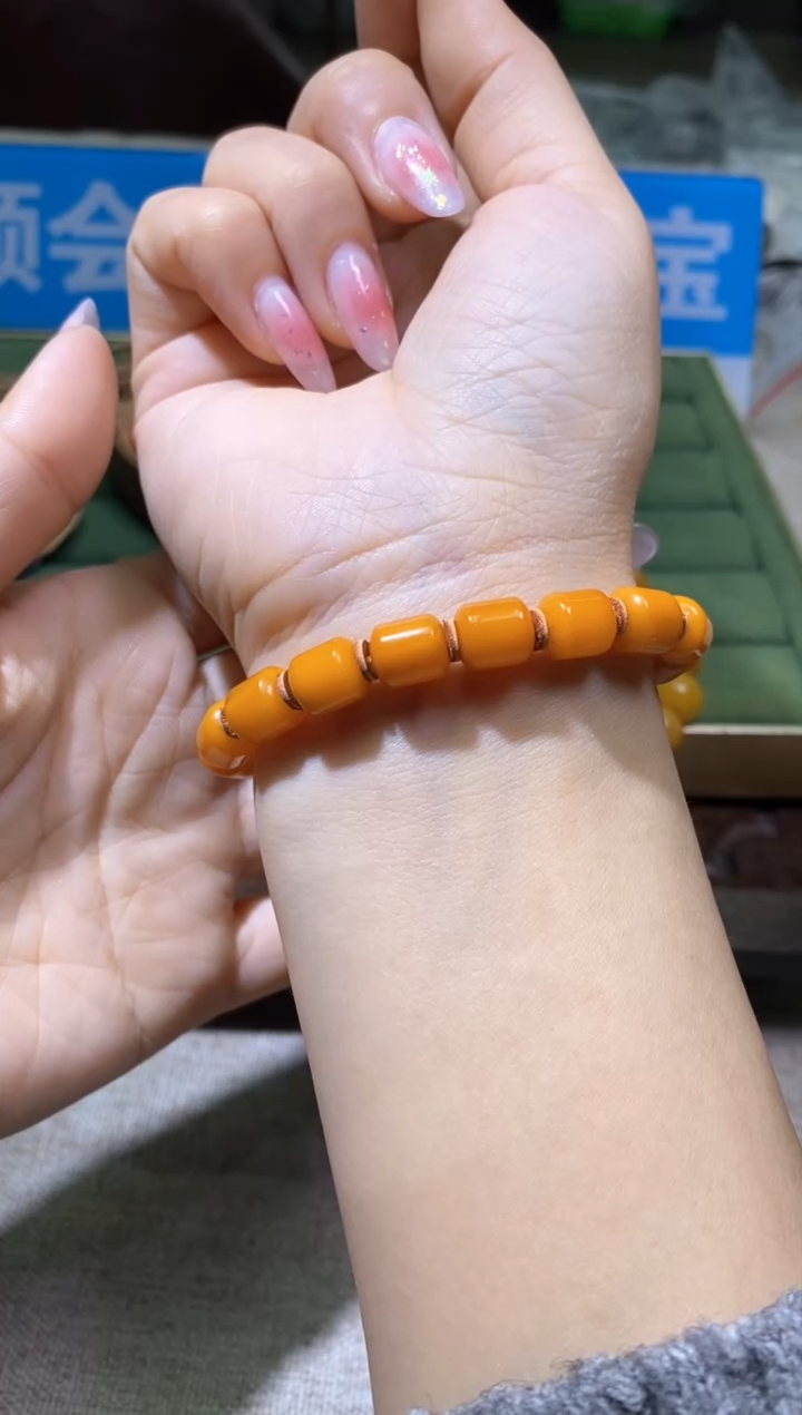 【闪购商品】蜜蜡手链未镶嵌多样性发一件235