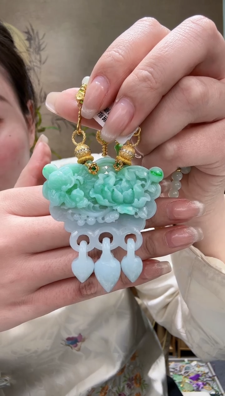 【闪购商品】翡翠颈饰未镶嵌吊坠