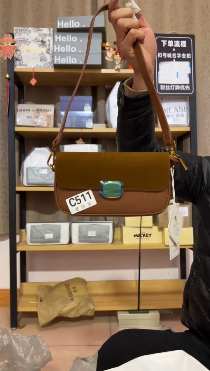 小牛剖层皮革老张家女包511