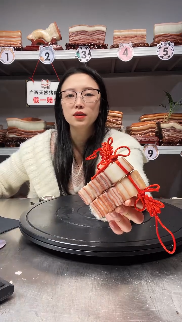 【闪购商品】广西天然猪肉石挂件摆件88888888