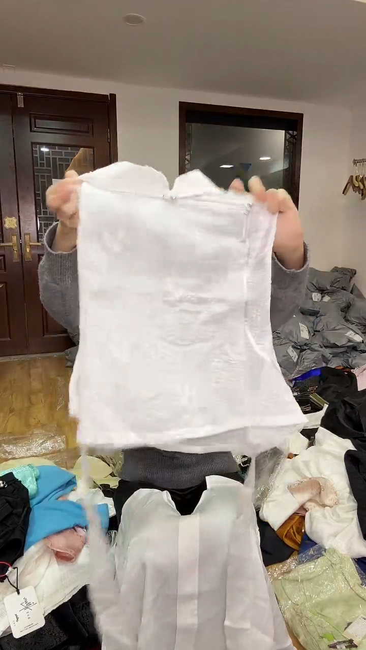 XL码      115-125斤   马甲 