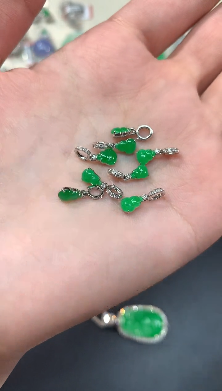 【闪购商品】翡翠吊坠(不含链)18K金镶嵌A94|980多样性发一件