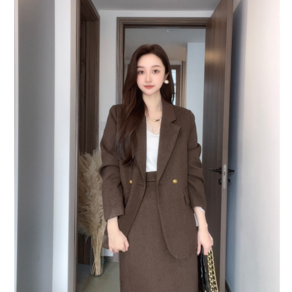 【L·Z】冬款90白鸭绒大女主设计感高级羊毛套装