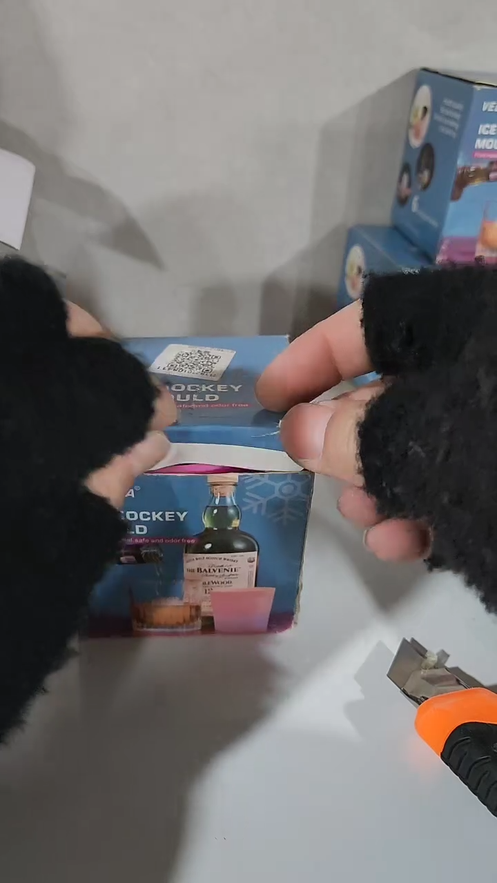 18制冰球三个炸炸炸炸炸炸J