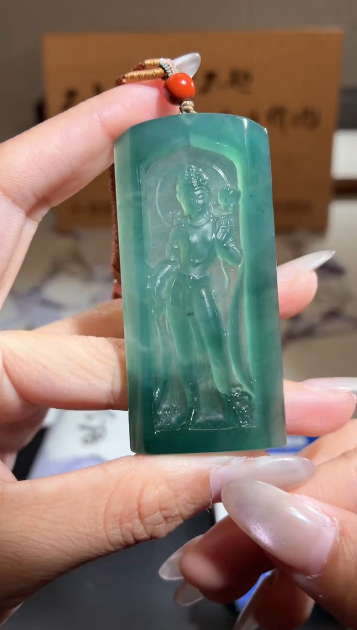 吊坠(不含链)未镶嵌翡翠观音
