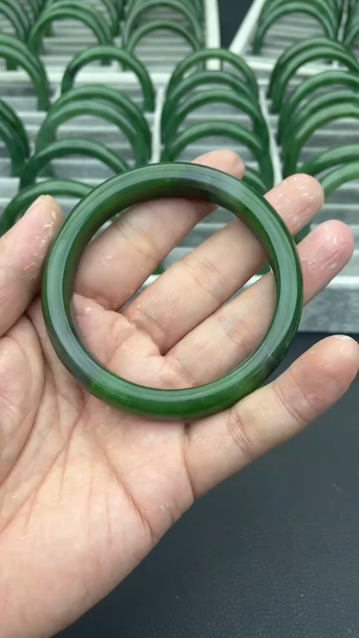 未镶嵌手镯和田玉（碧玉）48-64.1