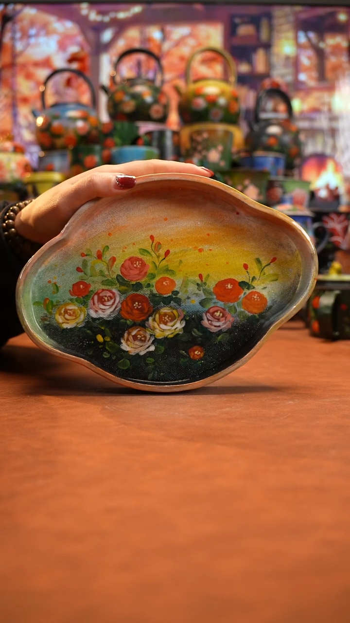 油画    釉下彩  盘