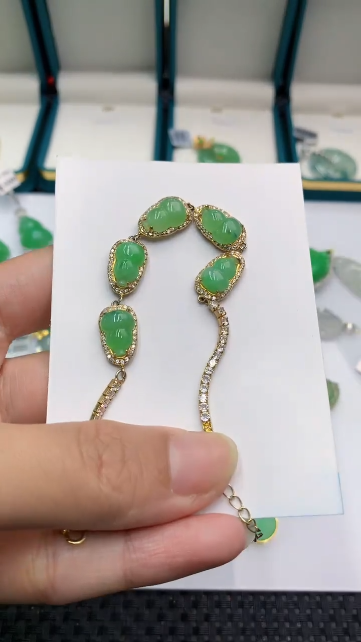 【闪购商品】翡翠颈饰银S925镶嵌            8