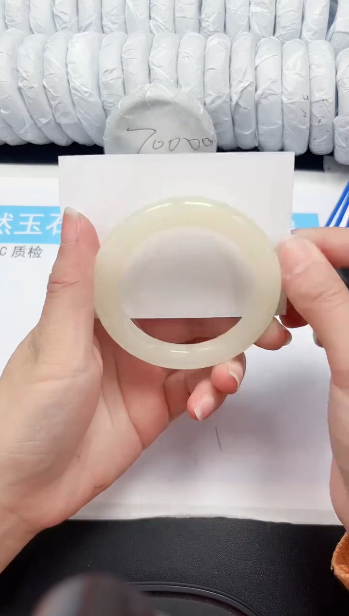 【闪购商品】石英质玉手镯未镶嵌448-53.6