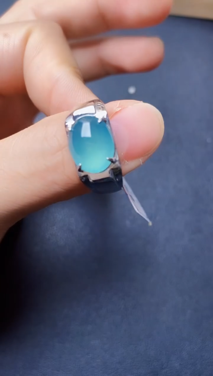 翡翠戒指银S925镶嵌2222222222