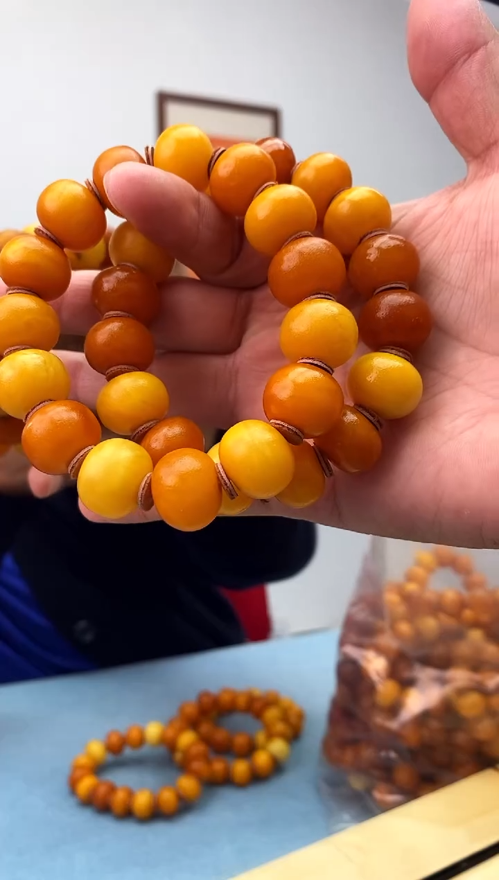 未镶嵌蜜蜡珠宝奇石假一罚十，多样性发一件038