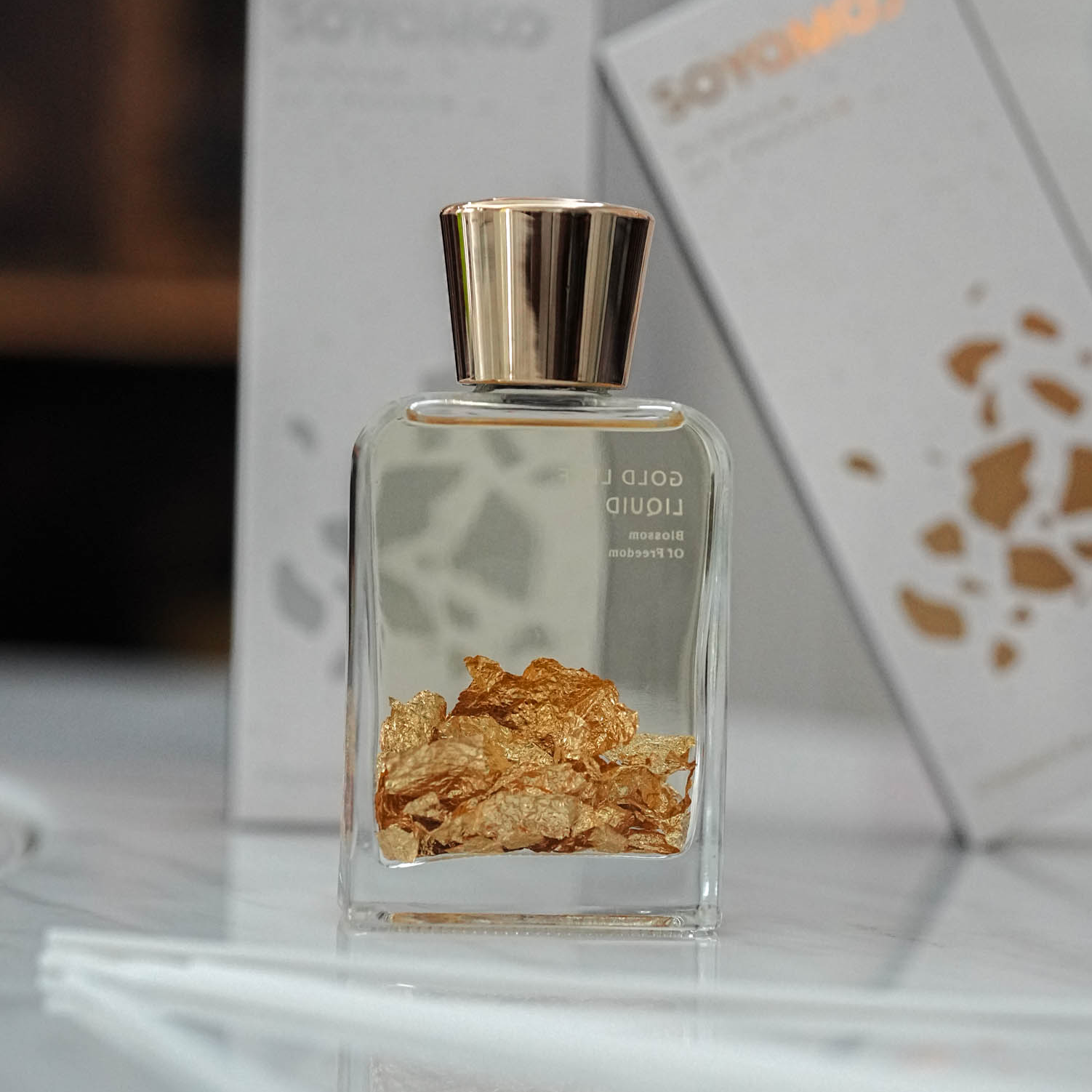 【奇居巍】2025新款轻奢金箔无火精油香薰 金箔