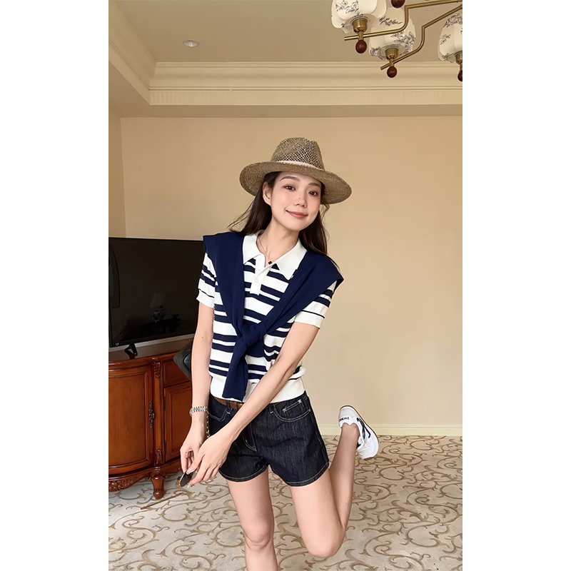 清仓 c*d 条纹/加长学院风海军领条纹上衣披肩两件套装SU135